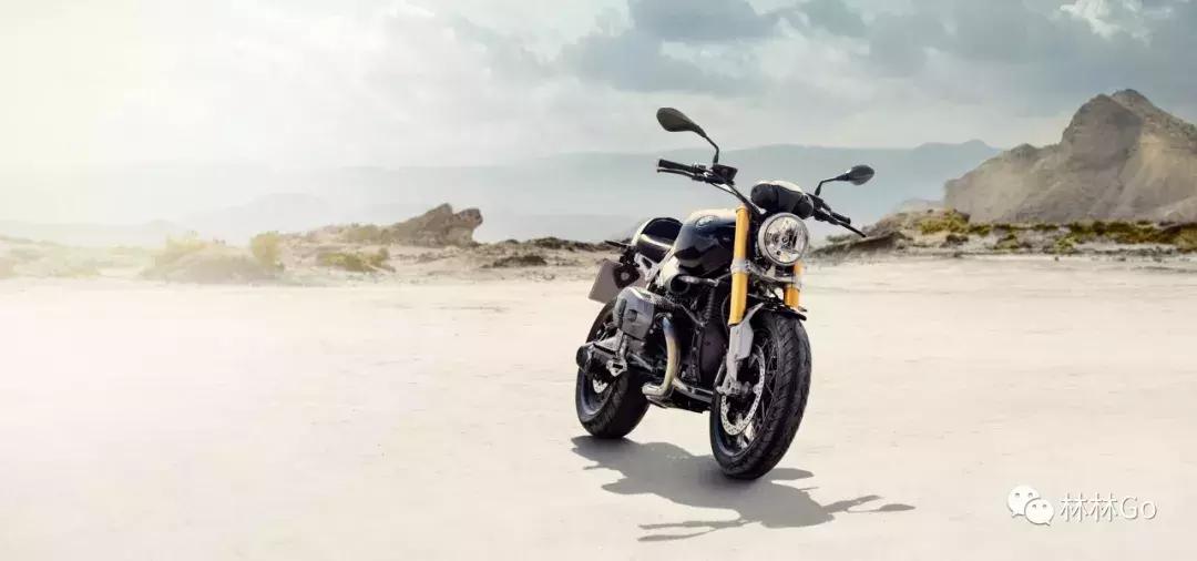 S1000RR摩托车新增M套件,BMW两款拳头产品重拳出击!