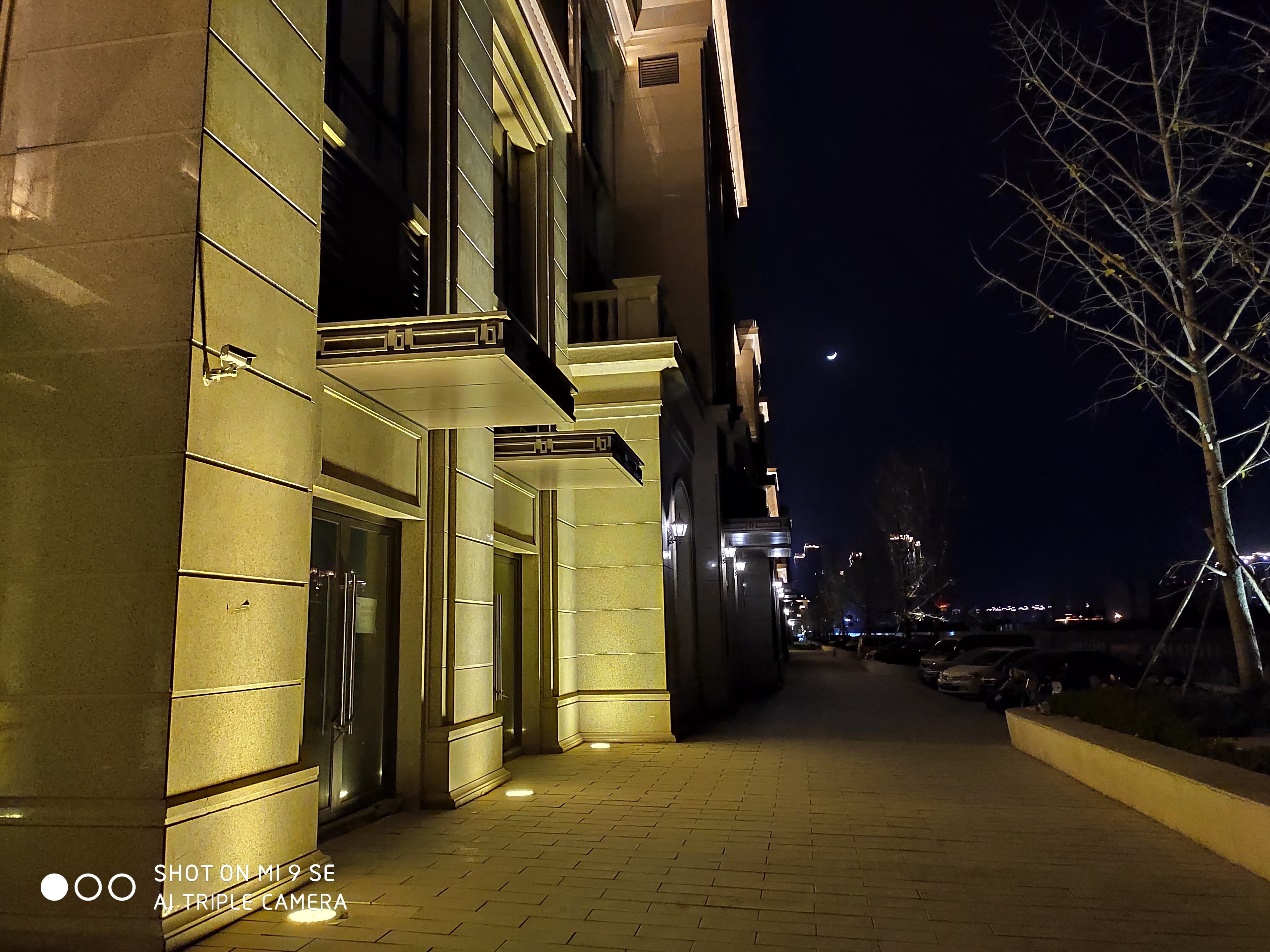 小米9semiui9,小米9se目前值得买吗