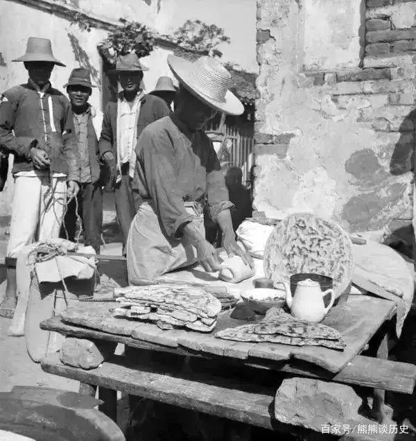 解放初期，中南部老城市成都与北方老城天津相比，谁更繁华呢？