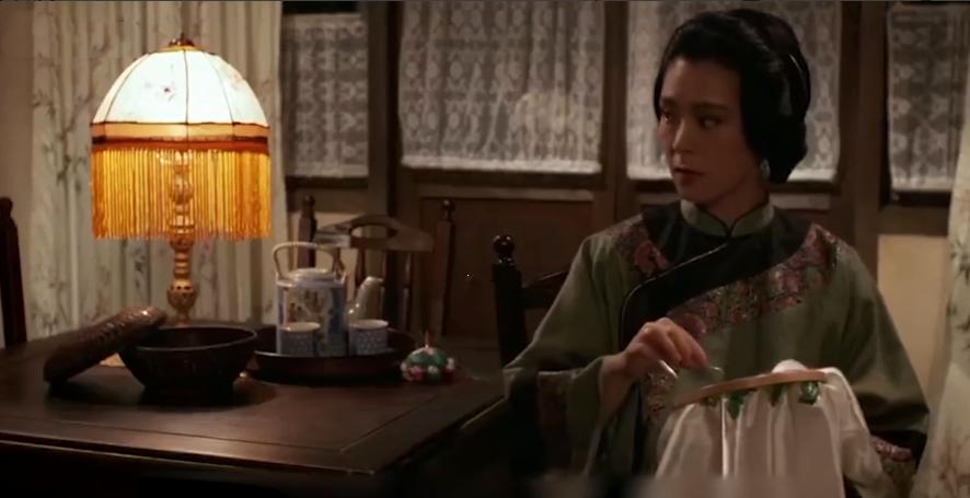 贫贱女子贪图富贵嫁入豪门，却与小叔暧昧逼死残疾丈夫：《怨女》