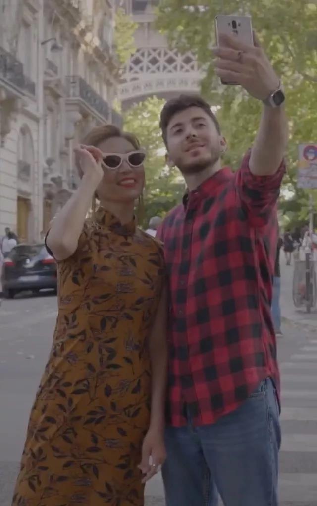 奶奶穿旗袍惊艳了整条街,奶奶穿旗袍惊艳外国人