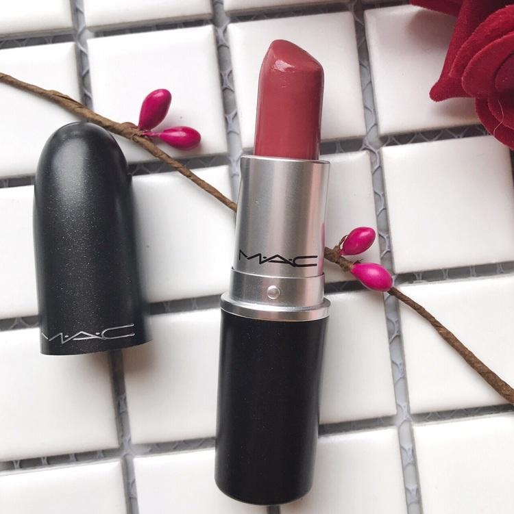 适合黄黑皮夏季的大牌口红色号,黑黄皮适合哪个大牌口红色号