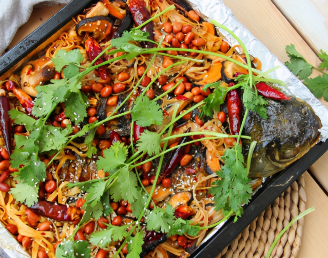 特色香辣烤鱼的做法大全集,香辣烤鱼的做法又香又辣特别过瘾