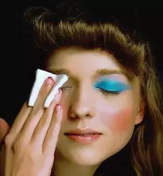 眼部细纹最好的方法,眼部细纹最有效的方法