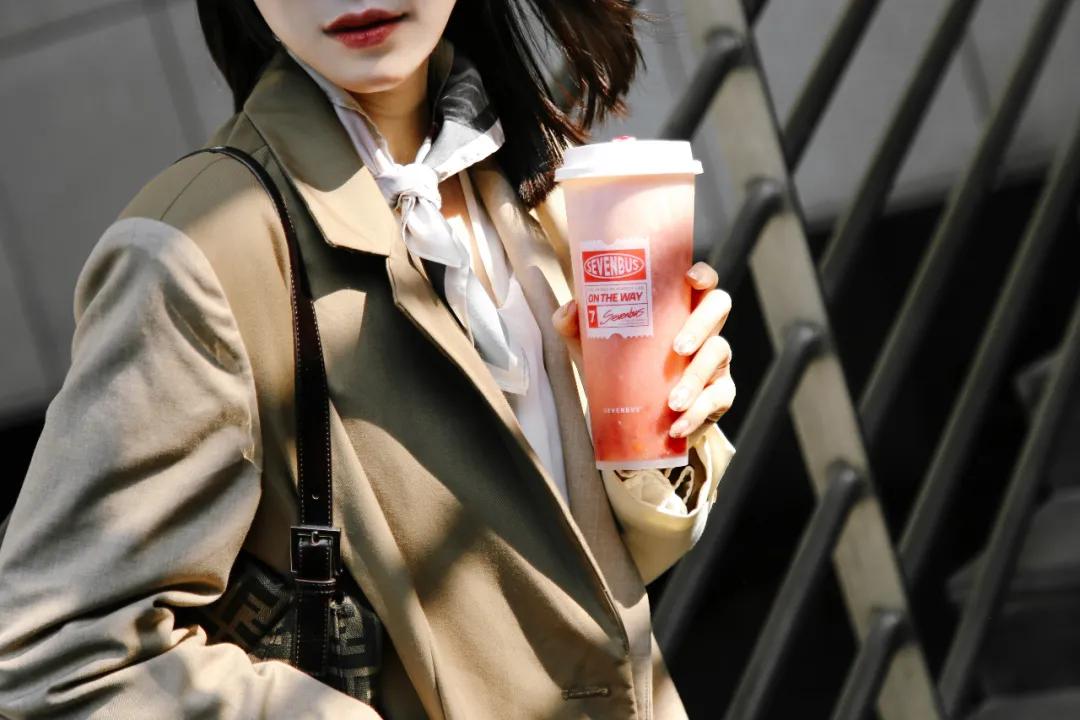 一天上40款新品，SEVENBUS这次玩大了...