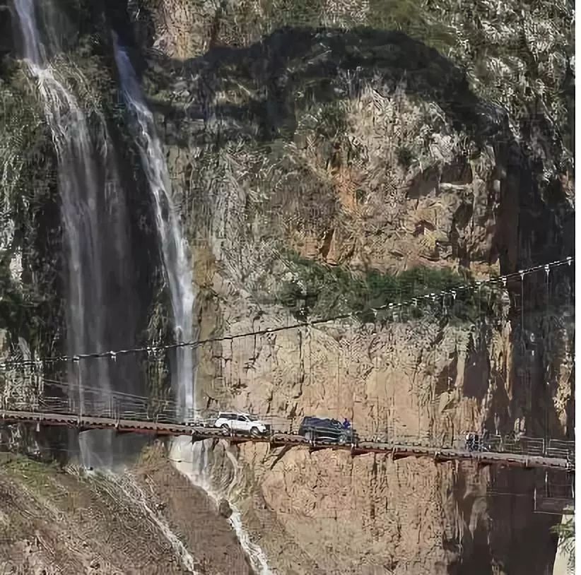 川藏铁路跨越的地形区,川藏铁路穿越横断山脉