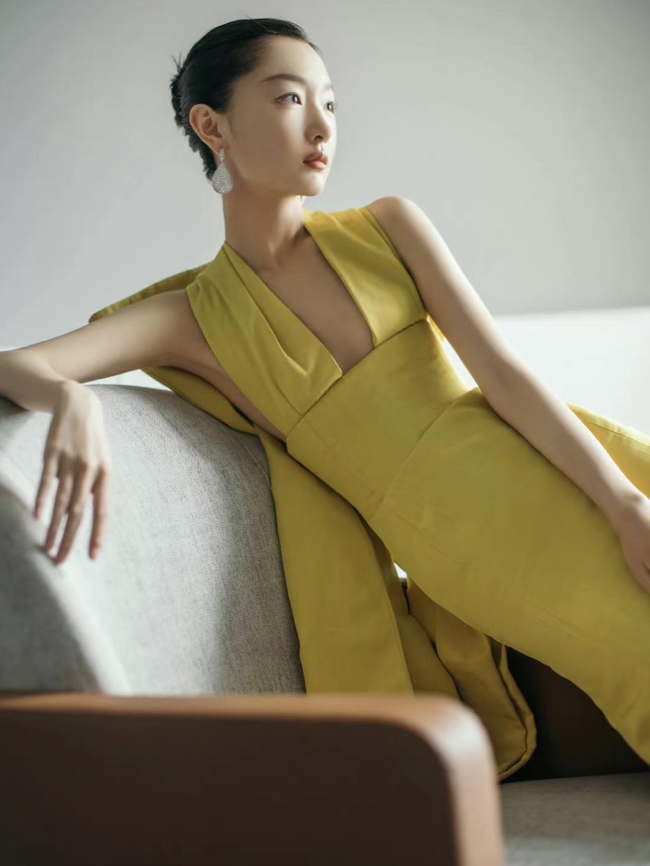 巩皇霸气红毯造型,巩皇红毯气场