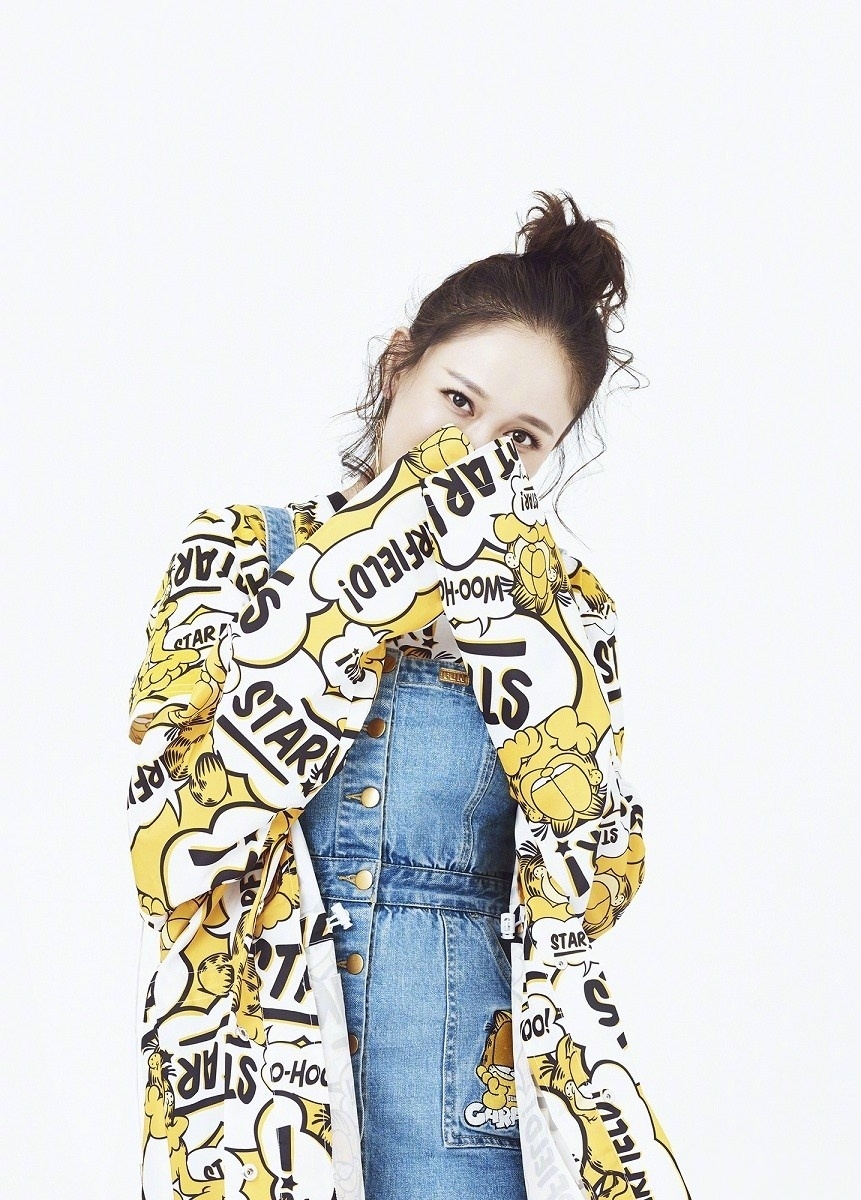 波点裙搭配黑色西装外套,波点裙加西装怎么搭配