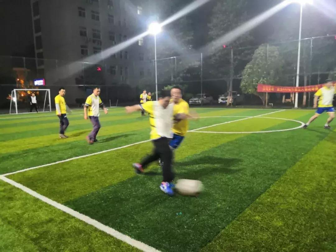 传递奔跑的力量足球赛,第二场足球比赛完整视频