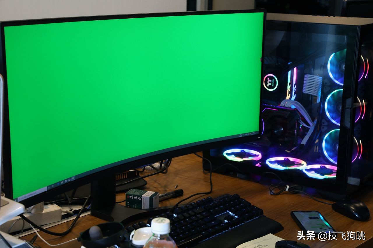 小米剑指显示器领域，小米34寸144Hz高刷新曲面带鱼屏上手体验