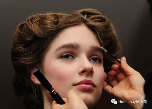 阿达帕林会不会造成激素脸,激素脸造成的红血丝怎么办