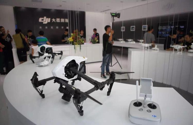 如何看待美军禁用大疆无人机 (美国打压大疆无人机)