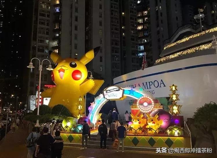 过分美丽！圣诞灯饰点亮香港：泰迪熊、比卡超、布丁狗陪你过圣诞