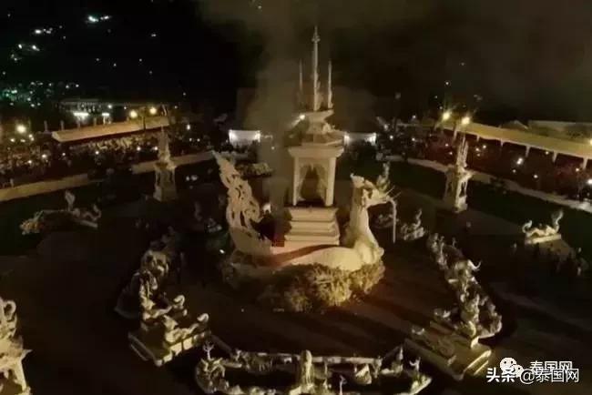 这名一生捐款60亿的高僧走了，曾救人无数，泰王也向他下跪……