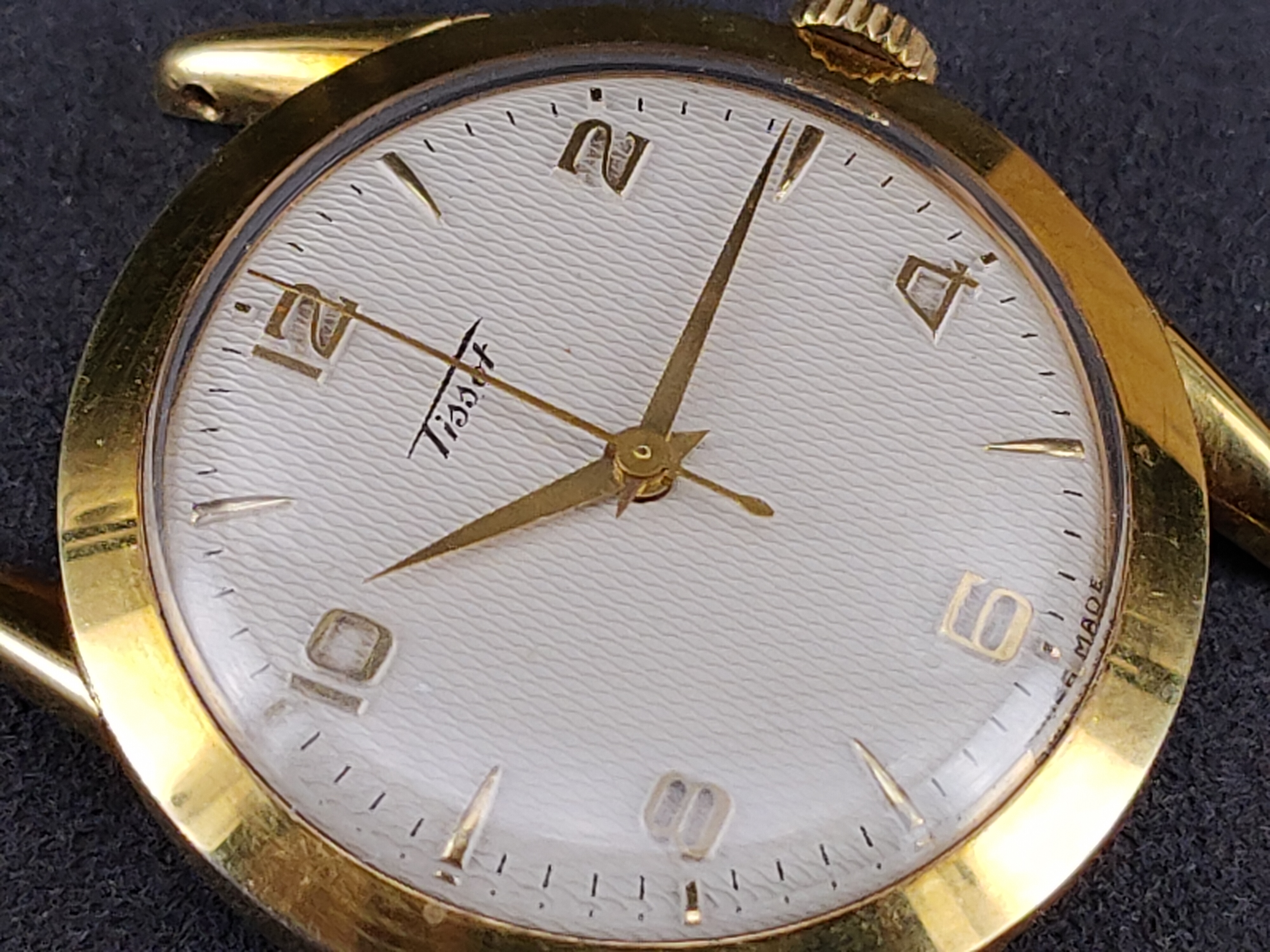 天梭哪款适合27岁男士,天梭哪个系列比较经典