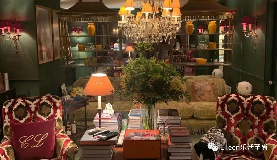 豪门乖女不婚生子，四婚亲妈帅过女神继母，港岛名媛都这么酷吗？