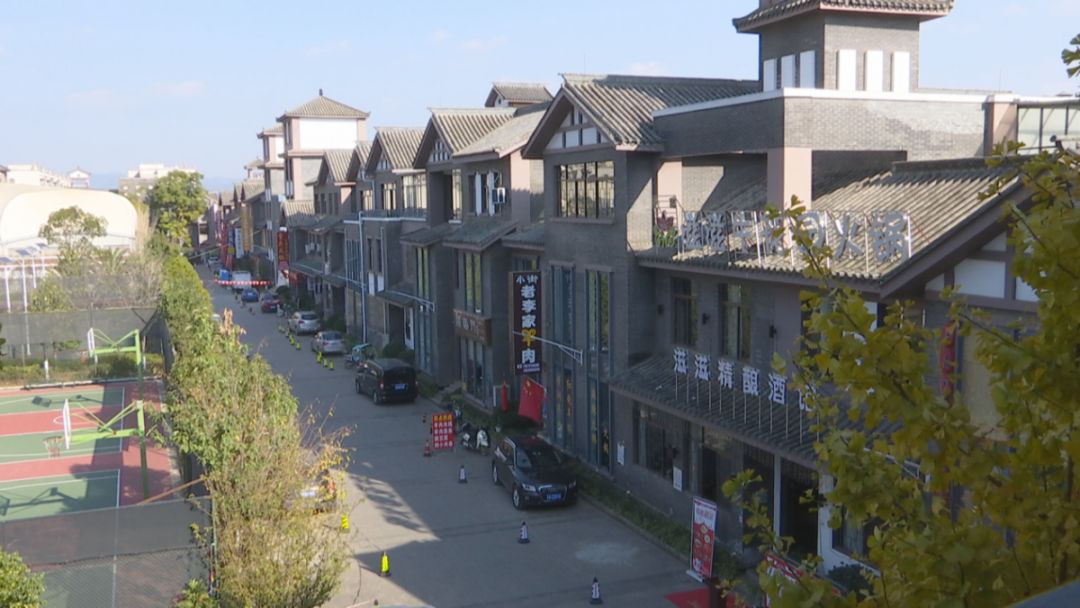 探寻银杏广场美食街，快带上你的味蕾加入我们吧！！