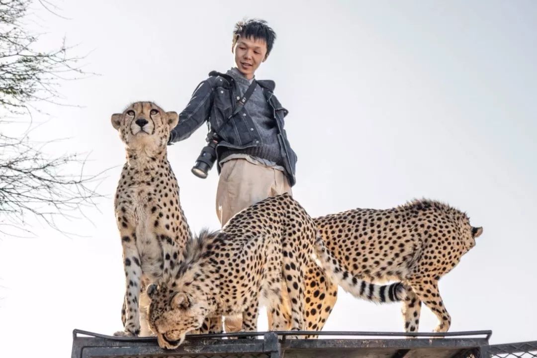 95后开着五菱环游世界,95后开面包车环游世界