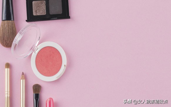 开化妆品店应该怎么定位,开化妆店怎么进货