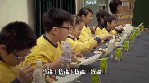 身在社会底层,身处底层才能看到世态炎凉