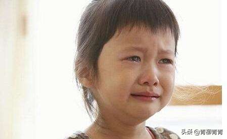 怎样让孩子变得不爱哭勇敢点,如何培养孩子不爱哭