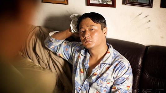 人潮汹涌肖央谈与刘德华合作,人潮汹涌刘德华肖央互换身份