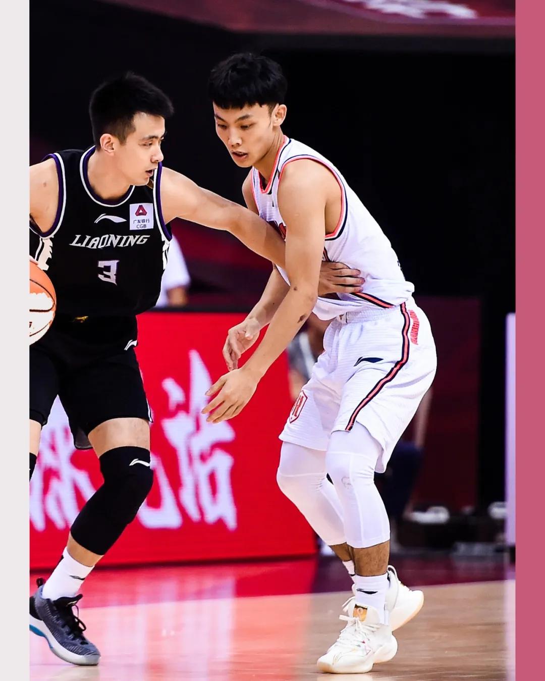 cba今日球鞋上脚一览,今日cba球鞋上脚一览