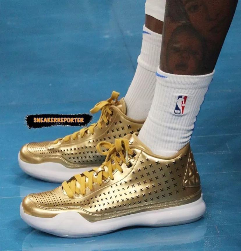 施罗德决赛上脚球鞋,纳迪尔施罗德球鞋