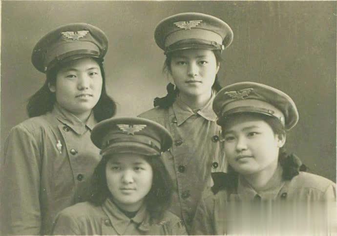 中国女空降兵训练,中国空降兵帅气动作