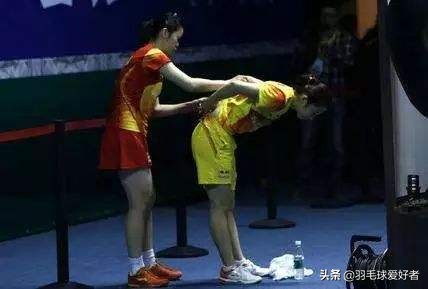 打羽毛球超过三年你该懂得这些,羽毛球有谁一直被伤病困扰