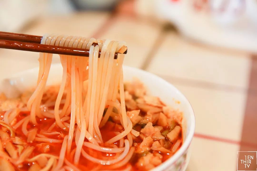 持续更新的螺蛳粉测评简单粗暴,史上最全的螺蛳粉测评