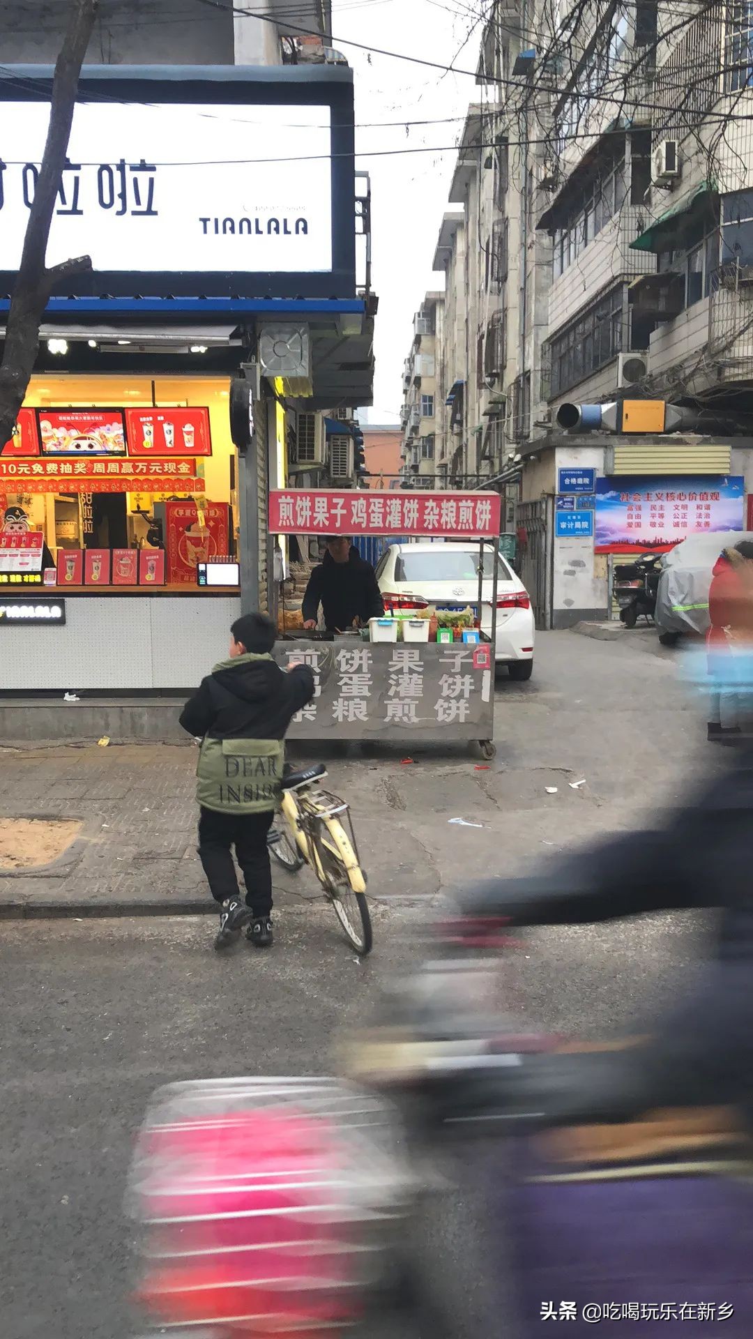 街边小吃摊美食推荐新乡西大街,学生时代的回忆美食街