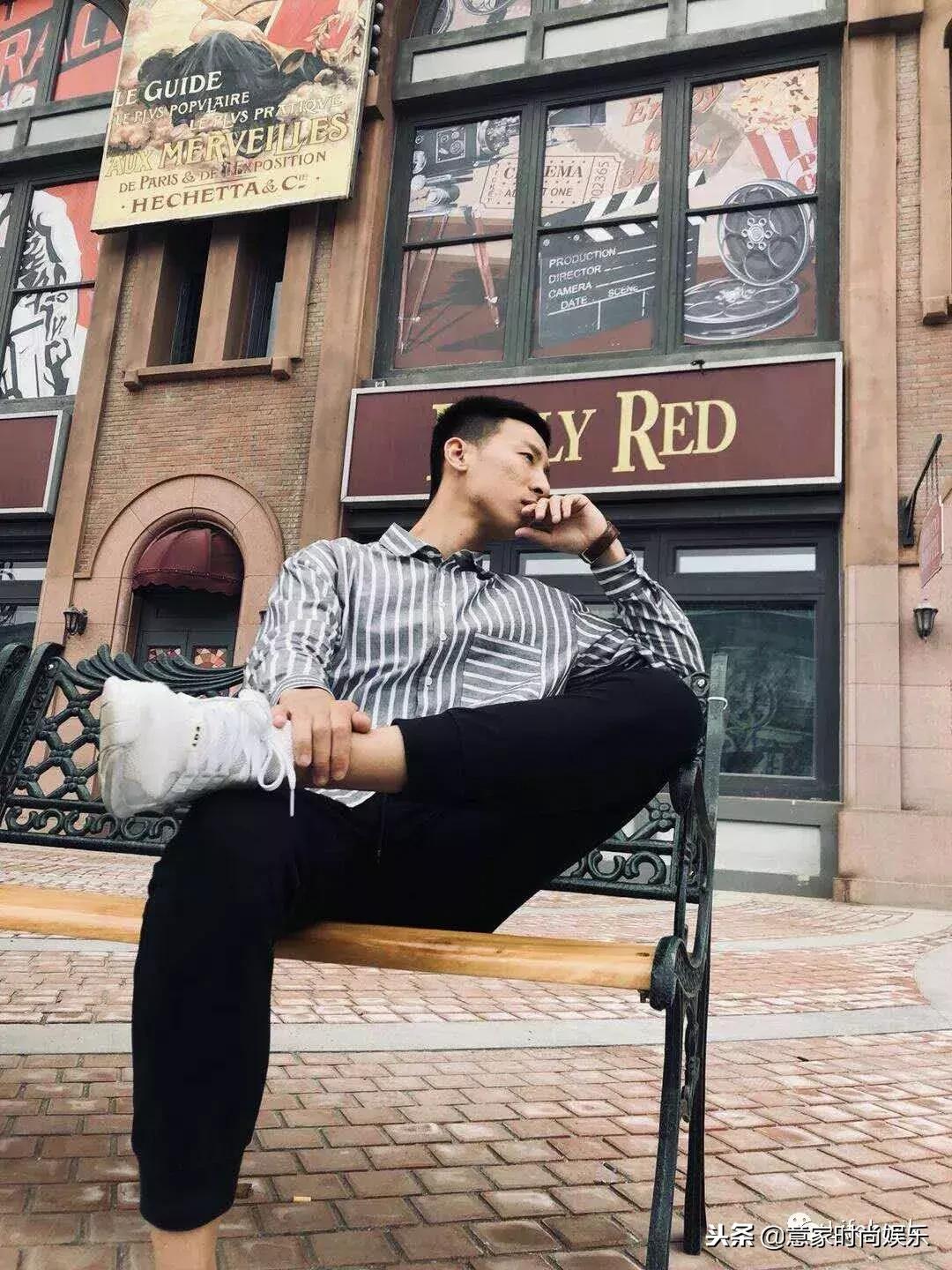 现在的男士衣服多少钱,男人穿多少钱的衣服