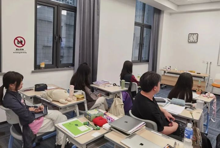 上海高藤致远国际学校vlog,高藤致远国际学校高尔夫特长班