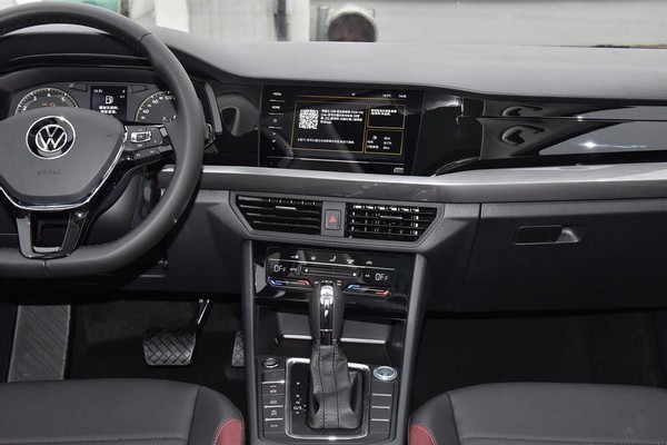 空间大动力好舒适性好的轿车推荐,宝来2023款1.5l自动畅行限量版动力