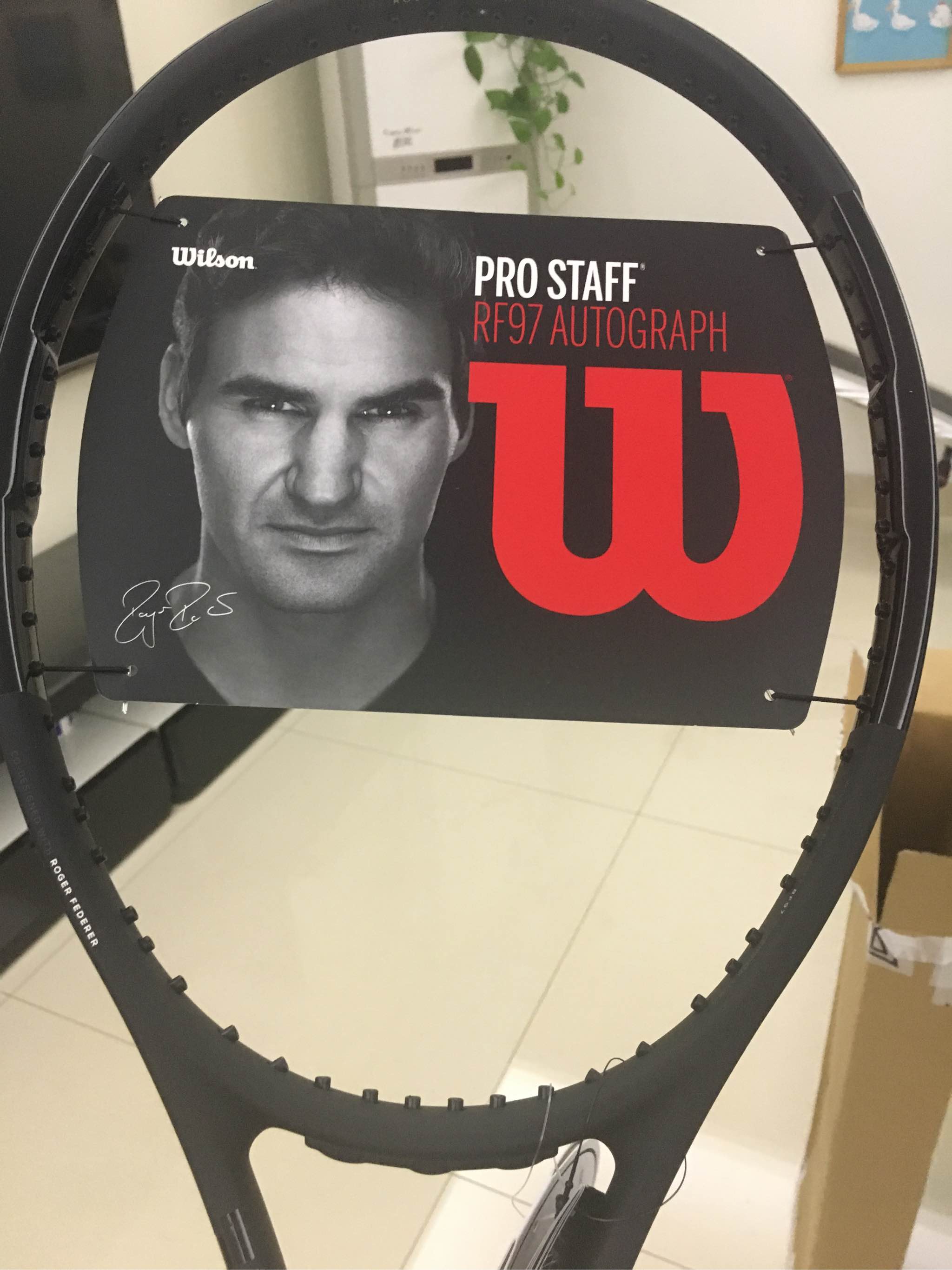 wilson费德勒签名款专业网球拍小黑拍试用介绍