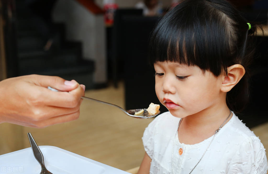 熬过了当妈最难熬的前几年,当妈最难熬的一年终于熬过来了