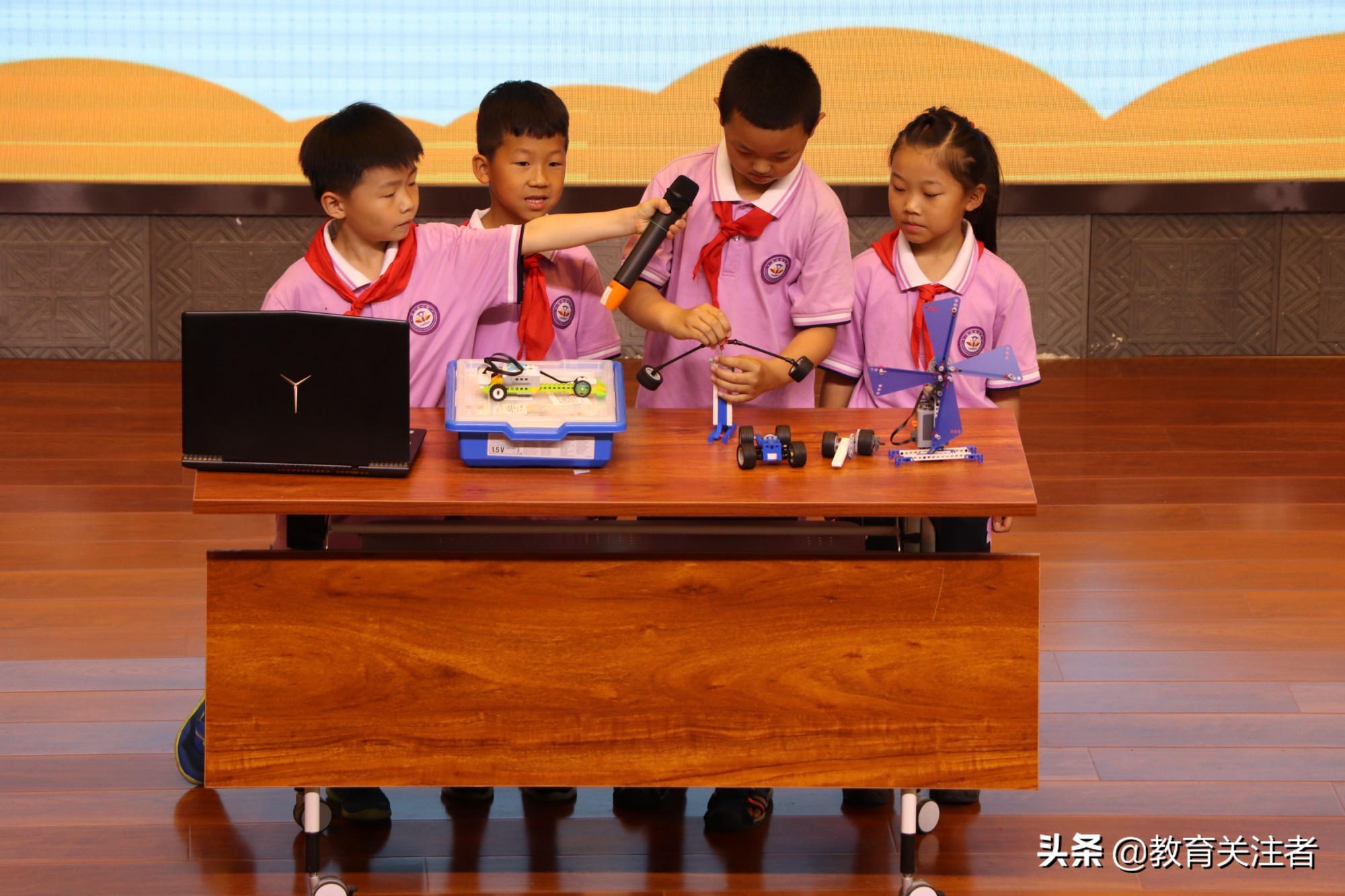 真知真学真成长—建设路小学隆重举行“暖记忆”课程嘉年华活动