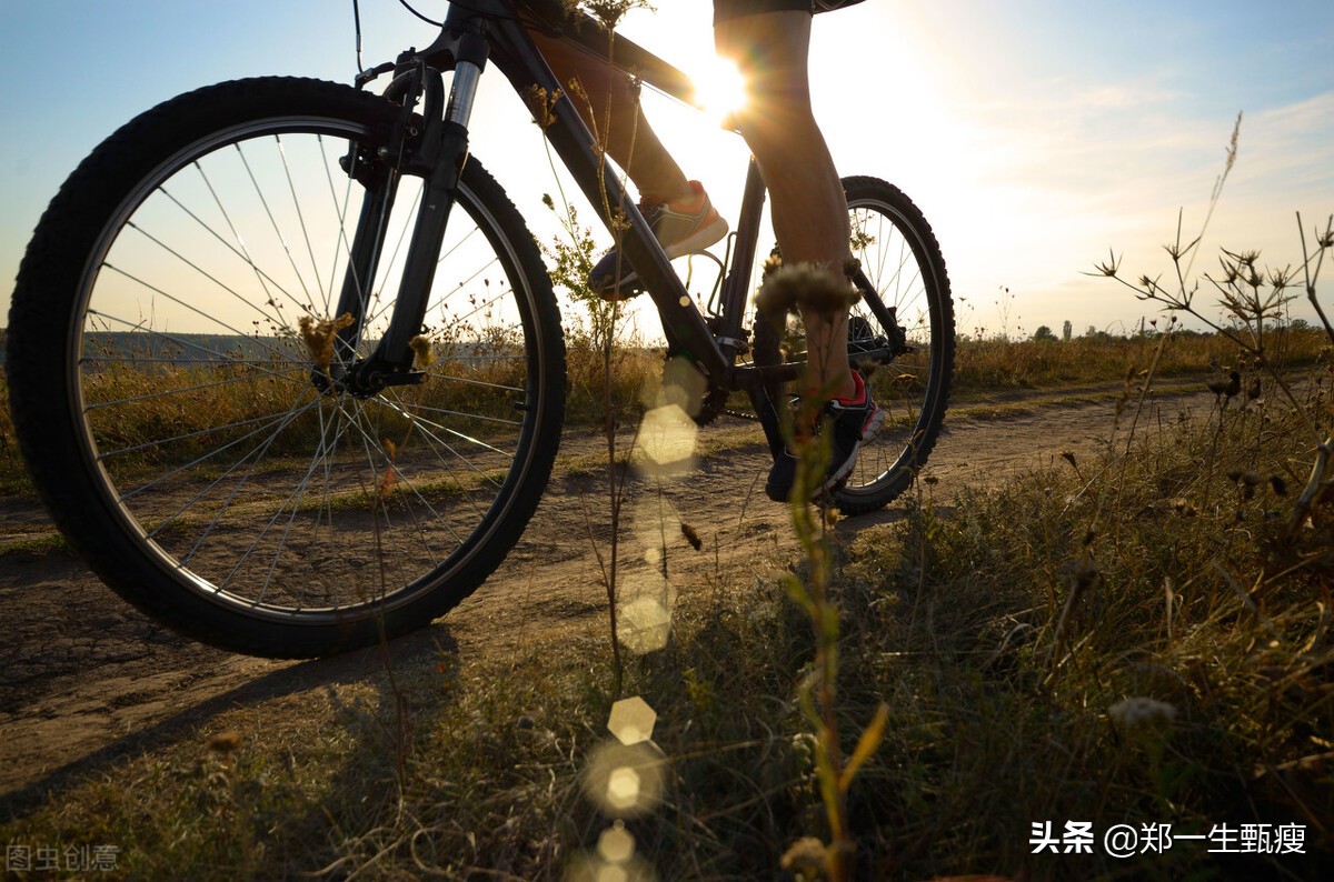 骑自行车减肥好还是慢跑减肥好,骑自行车减肥最好骑行多少公里