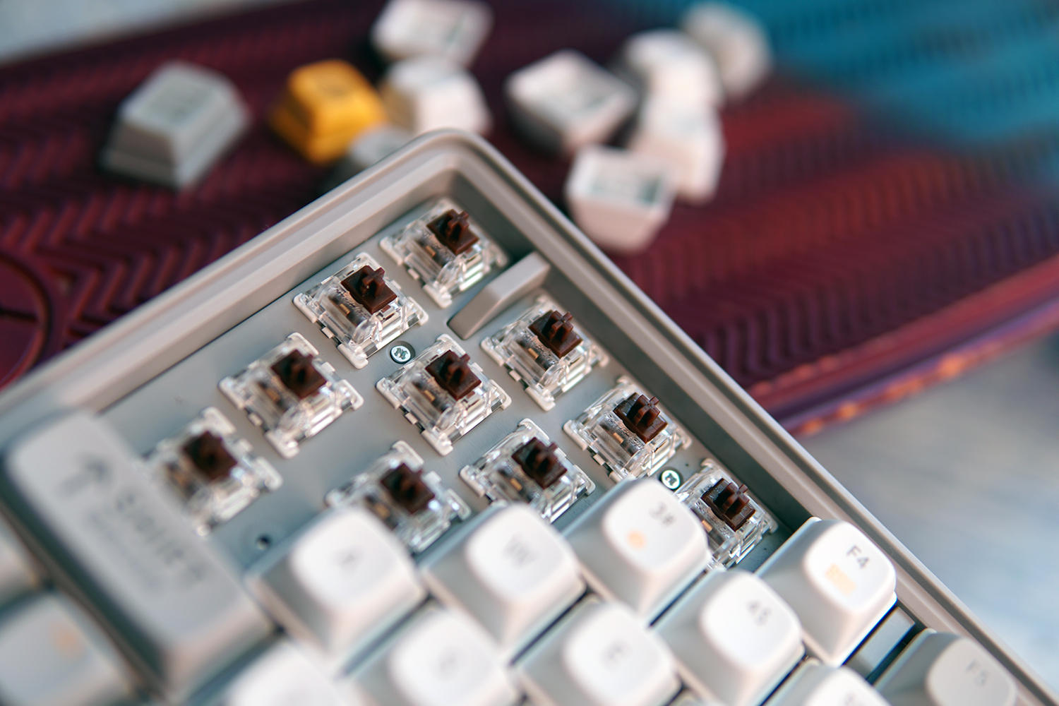 洛斐小浪机械键盘,洛斐小浪蓝牙机械键盘沉浸式开箱