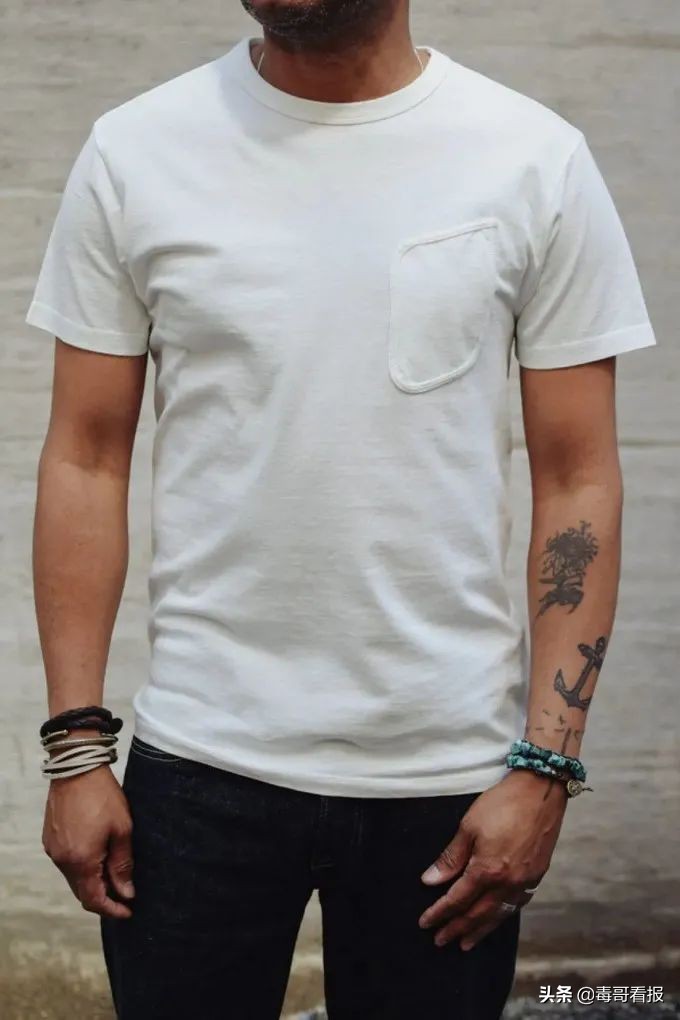 夏日白tee怎么选,白tee哪个性价比高