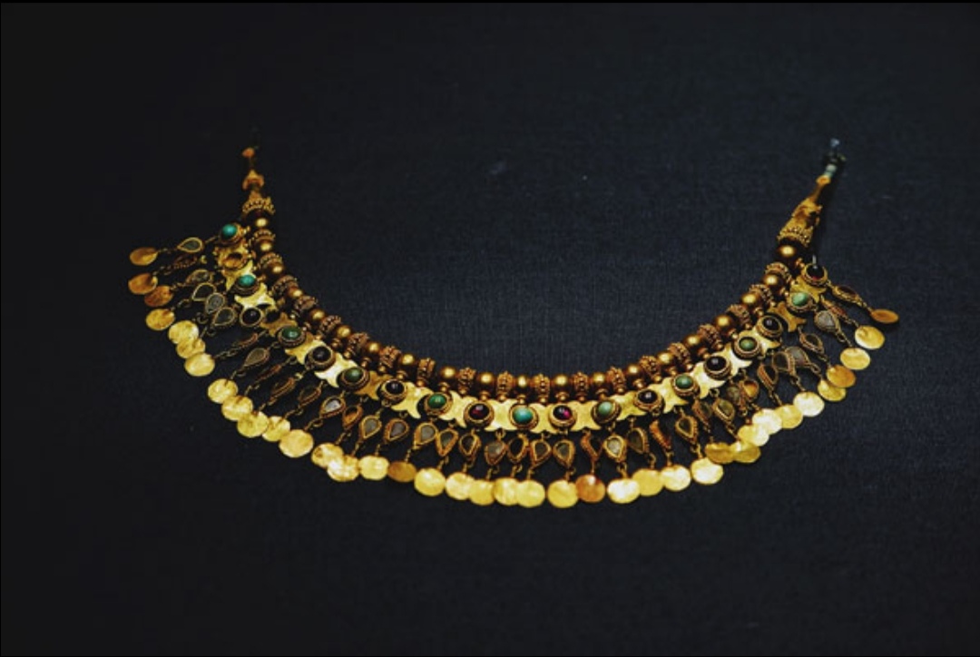 迪拜机场买什么最划算,100元在迪拜能买什么