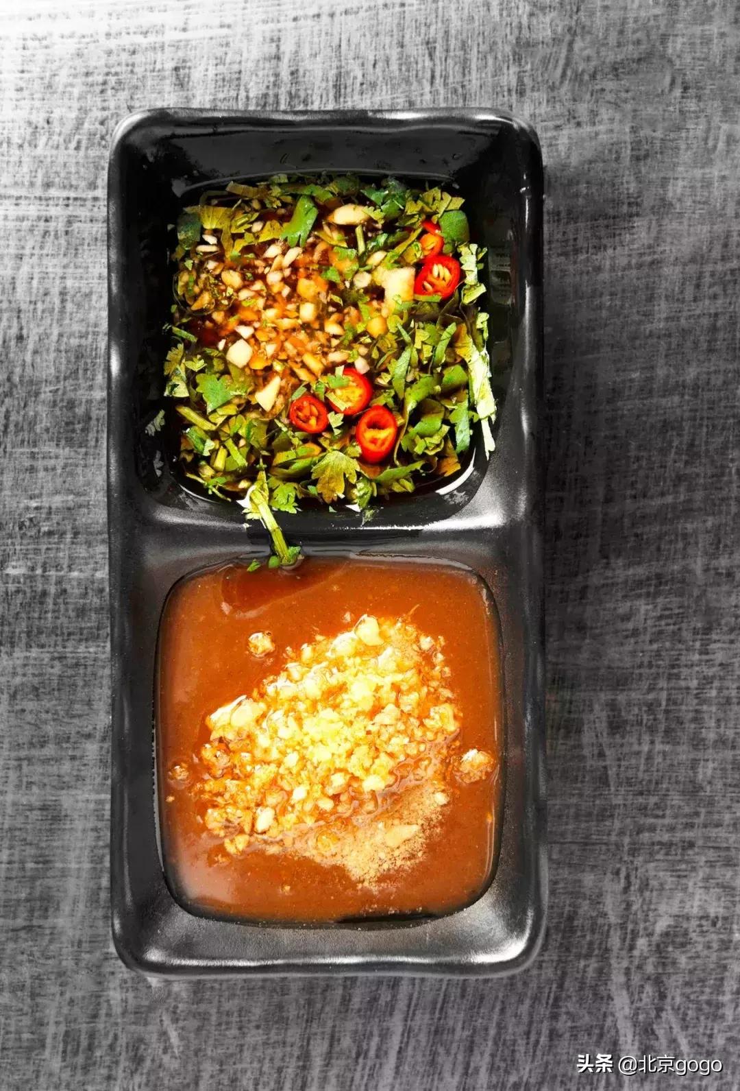 听说屯里有一家正宗潮牛，隔着屏幕也能闻到牛肉的香气