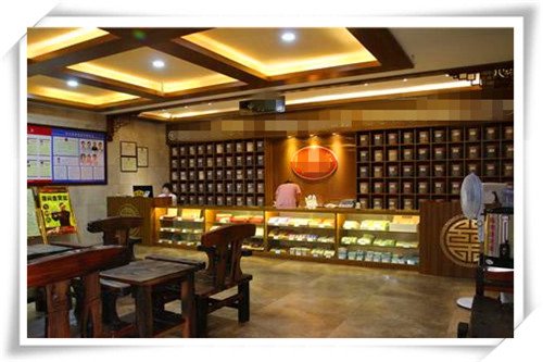 这个医药品牌的诞生颇具传奇，走过400余年风雨路，历久弥新