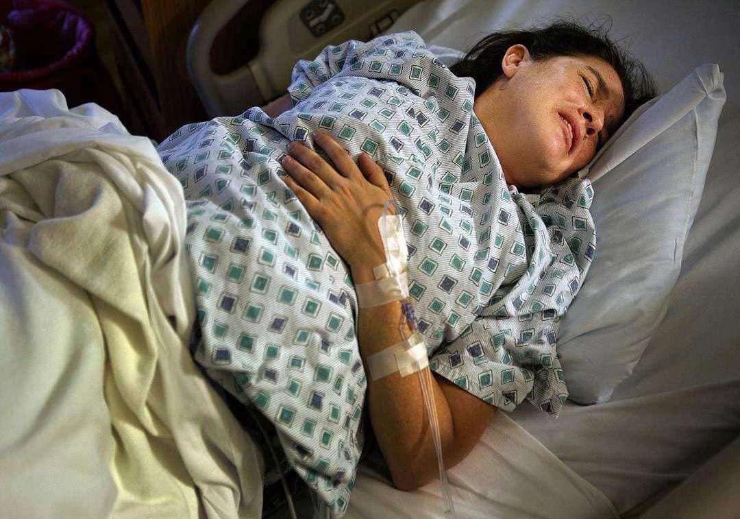 顺产侧切的情况下发生三度裂伤,生孩子一度裂伤和侧切有什么区别