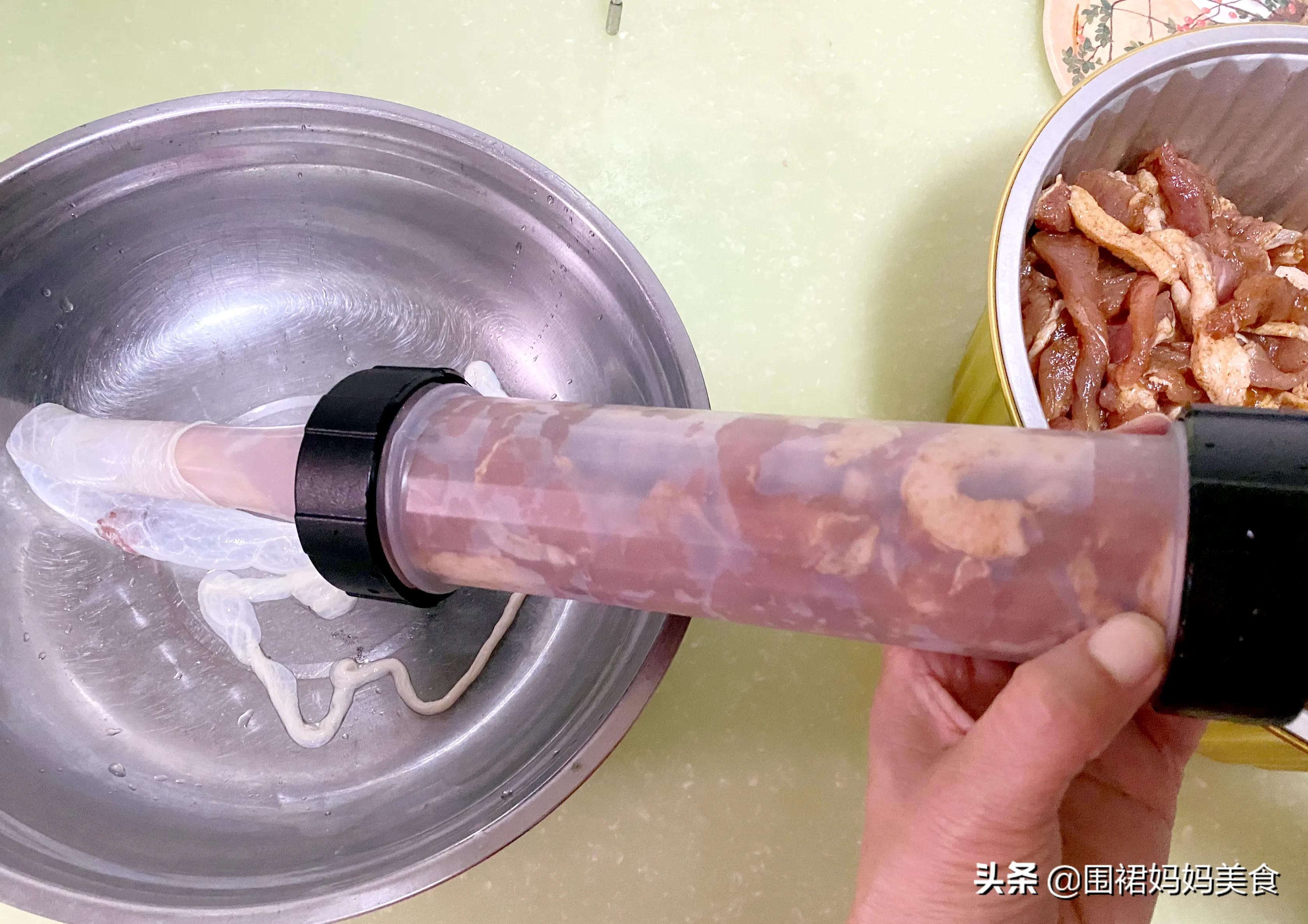 灌家庭版的香肠要放什么调味料呢,自制香肠需要的香料