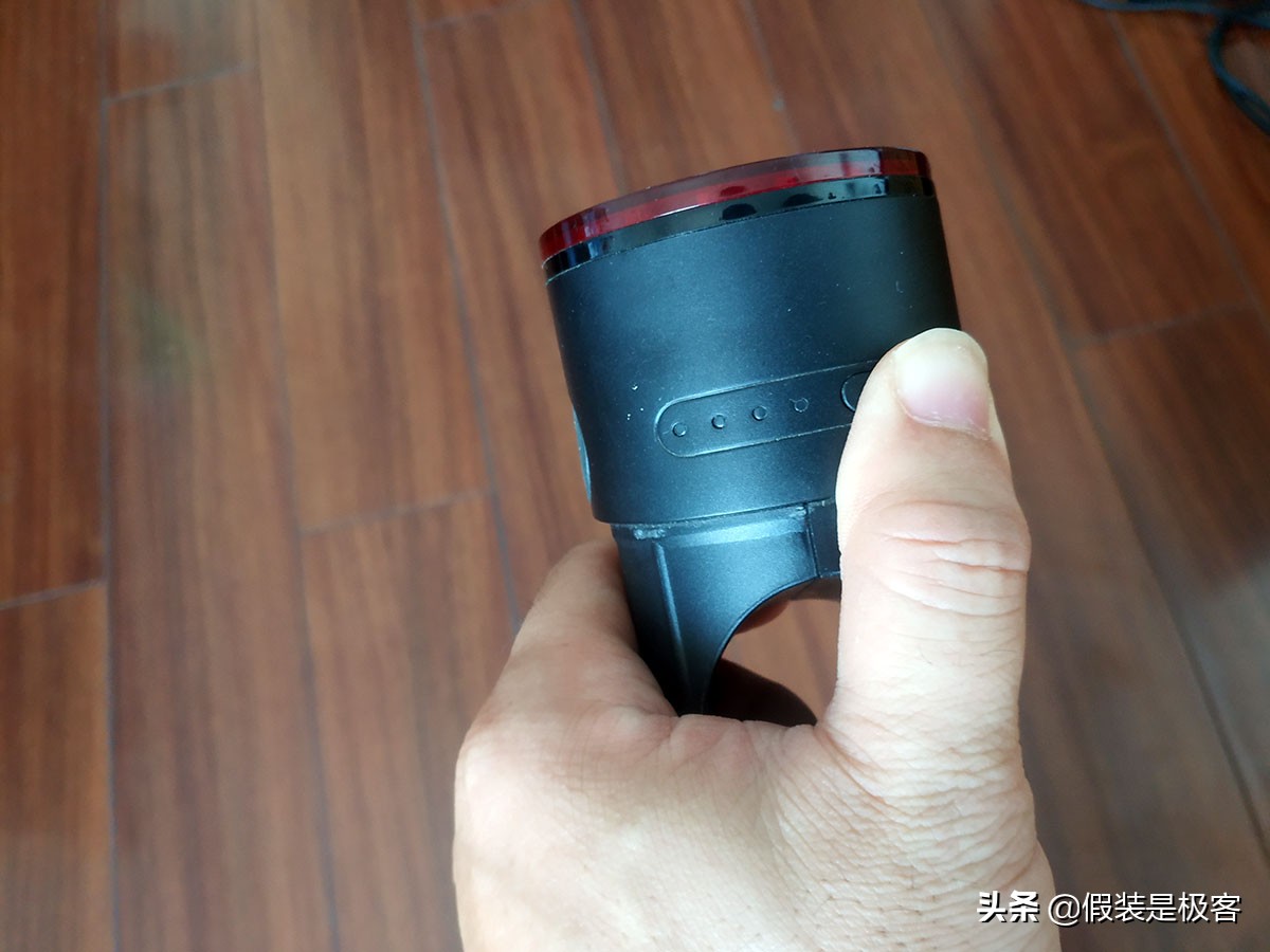 小米助力自行车电池充不进电,小米助力车电池修理视频