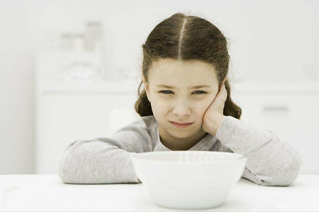 6岁女儿下身有异味,送医后取出“异物”,父母:这是什么?