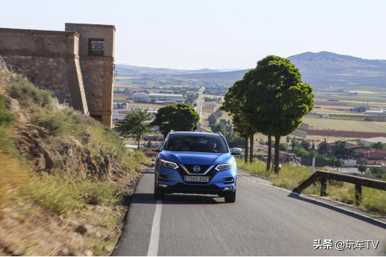 开手波等30个红灯，飞十几小时到万达看场欧冠，哪样更酸爽？