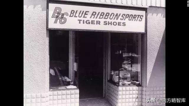 从负债累累到几十亿市值,nike盈利球鞋